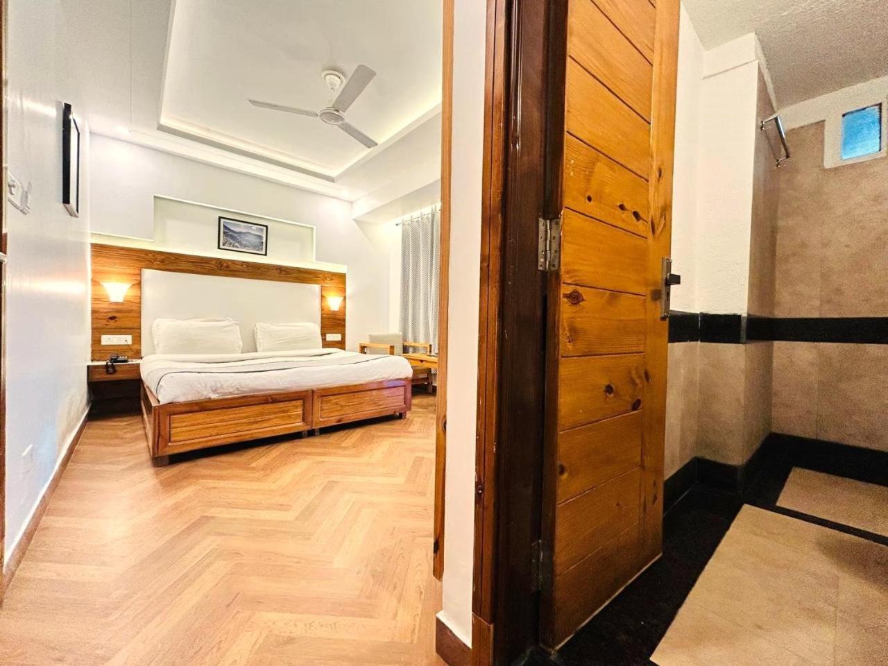 Queens Hill By Edge Mussoorie Exterior foto