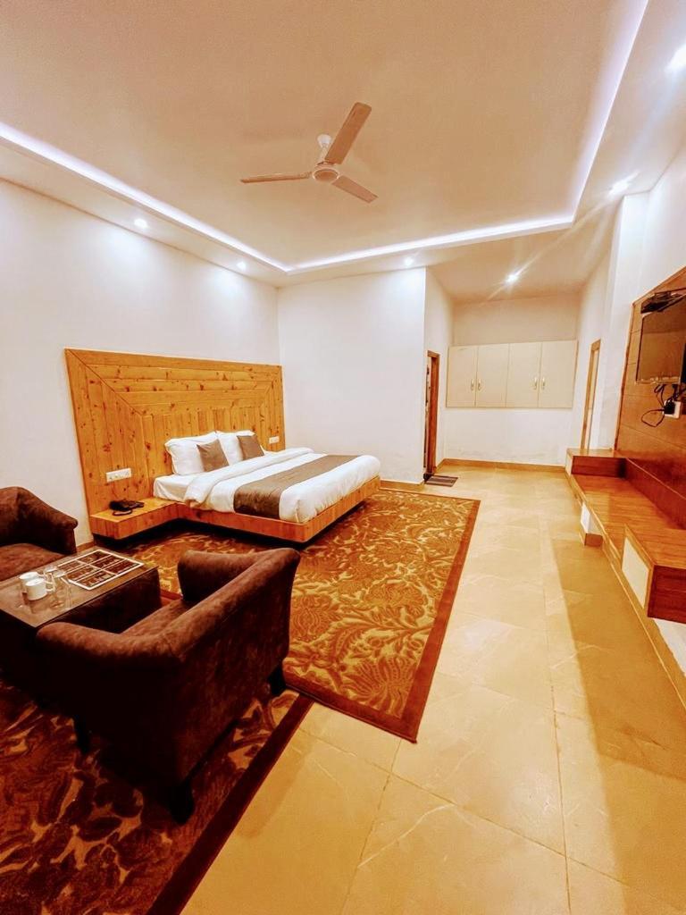 Queens Hill By Edge Mussoorie Exterior foto